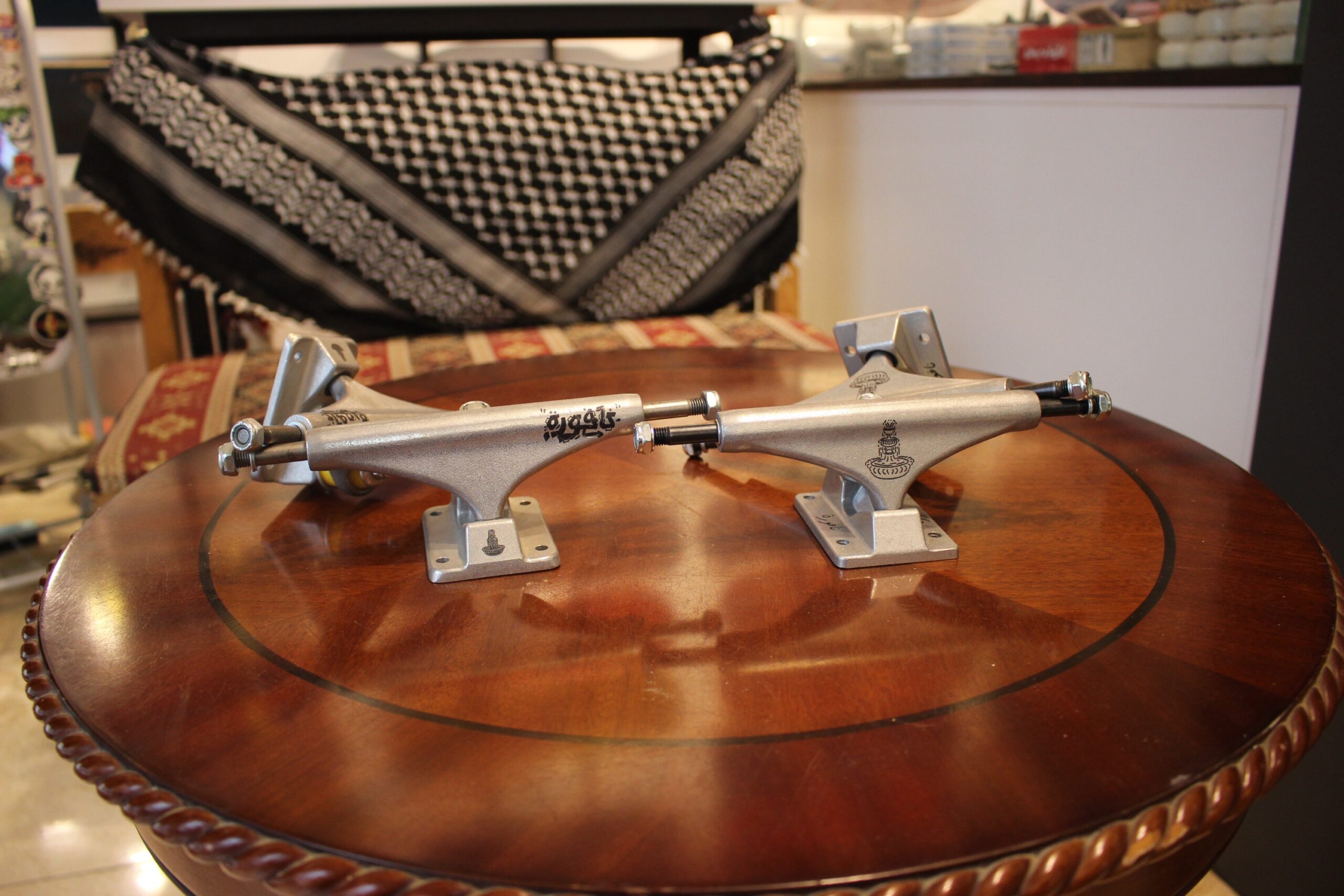 NAF BRLG Classic Silver Tucks 144 - Skateboard Trucks - Image 3